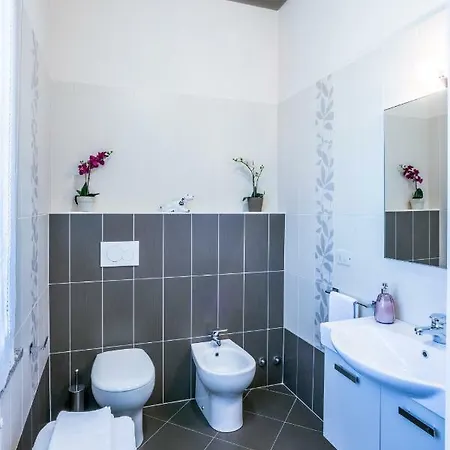 Casa Guareschi Bed & Breakfast