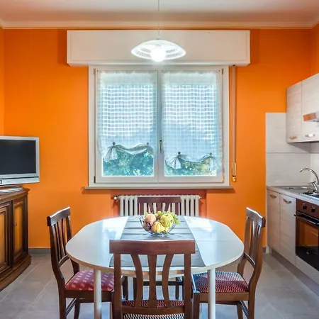 Bed & Breakfast Casa Guareschi *